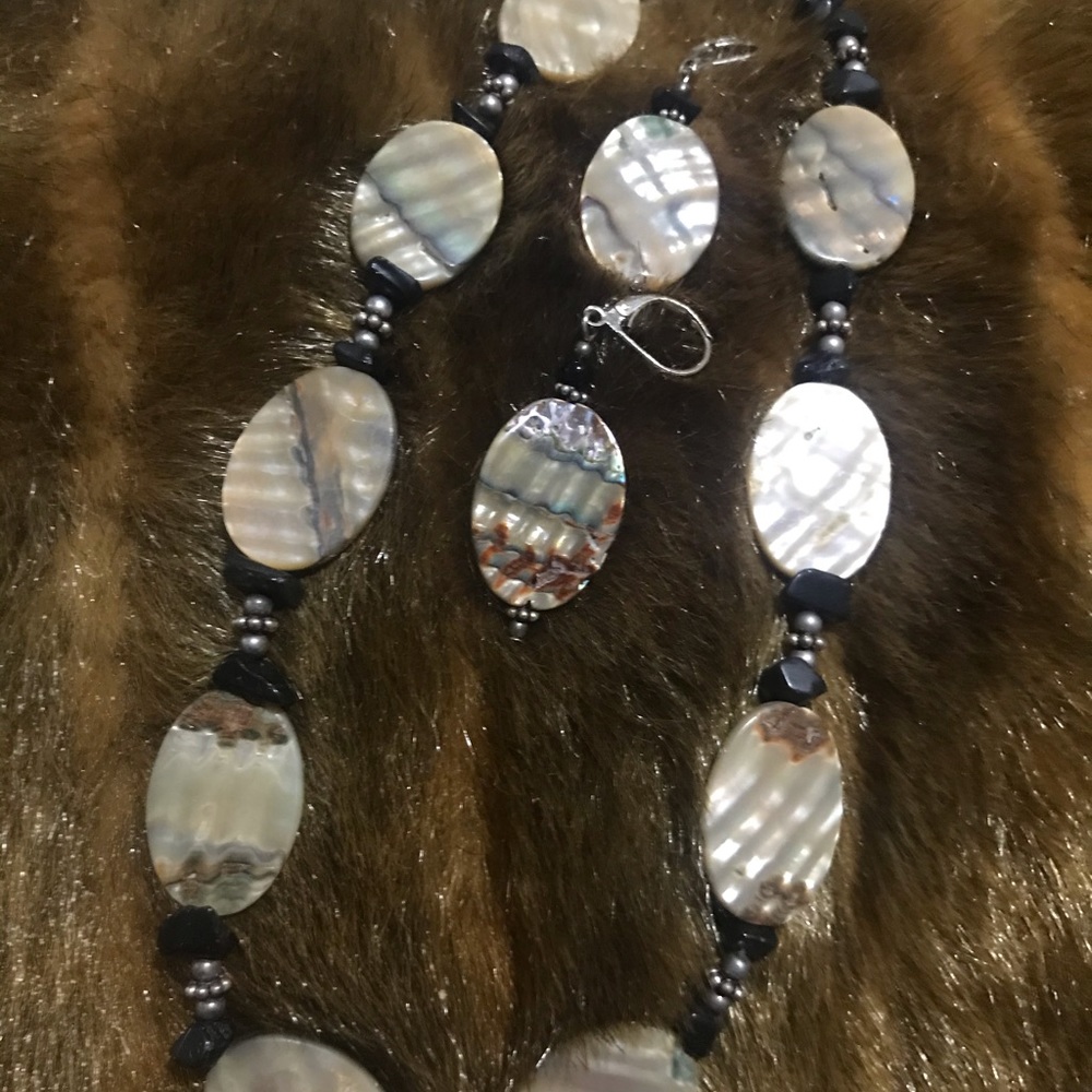 Abalone Shell Reversible Necklace And Earrings - image 4